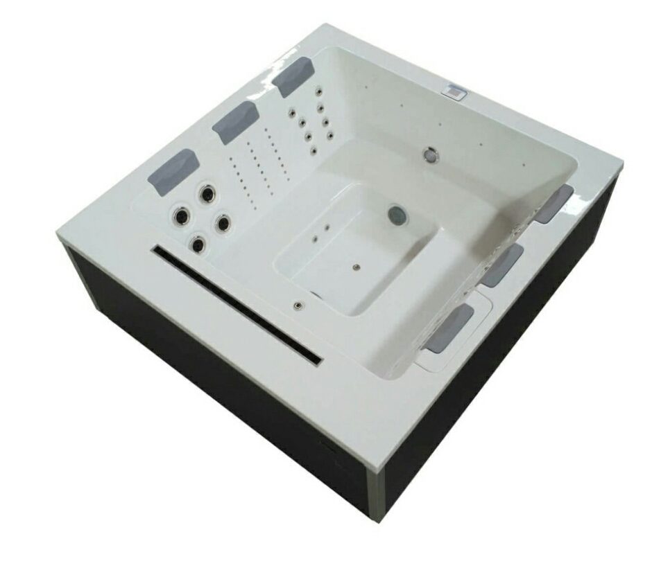 Design_Whirlpool_winterfest_Looks-Wellness_Attendorn design whirlpool winterfest looks wellness attendorn