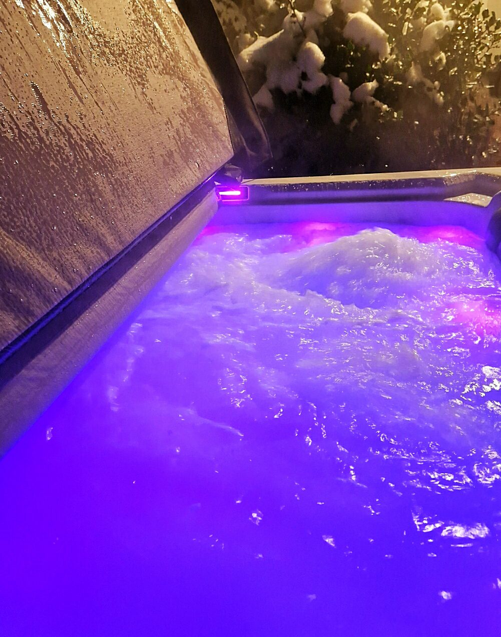 Outdoor_Whirlpool_winterfest_Attendorn_Siegen_Plettenberg__Olpe-Kaufen outdoor whirlpool winterfest attendorn siegen plettenberg olpe kaufen